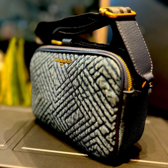 Karl Lagerfeld Paris maybelle Crossbody Camara Style Bag Denim New With Tags - Picture 5 of 6